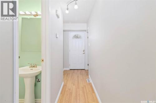 68 330 Haight Crescent, Saskatoon, SK - Indoor Photo Showing Bathroom