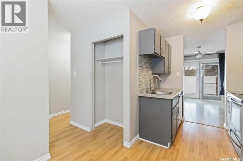 68 330 Haight Crescent, Saskatoon, SK - Indoor Photo Showing Kitchen