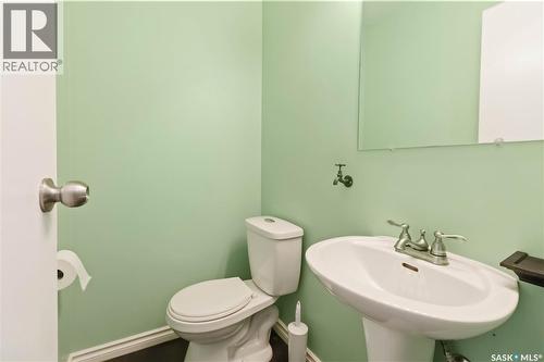 68 330 Haight Crescent, Saskatoon, SK - Indoor Photo Showing Bathroom