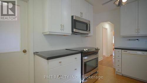 103 Yardley Avenue, Toronto, ON - Indoor Photo Showing Kitchen