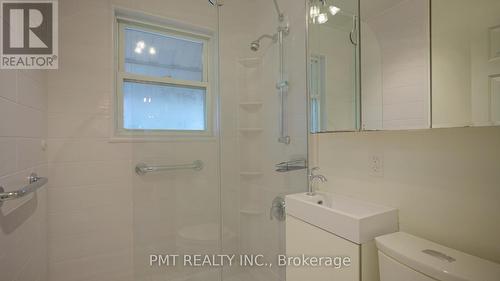 103 Yardley Avenue, Toronto, ON - Indoor Photo Showing Bathroom
