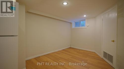 103 Yardley Avenue, Toronto, ON - Indoor