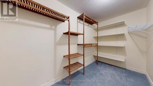 5 Falkland Place, Richmond Hill, ON - Indoor