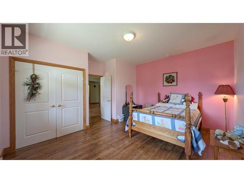 4197 Coy Road, Invermere, BC - Indoor Photo Showing Bedroom
