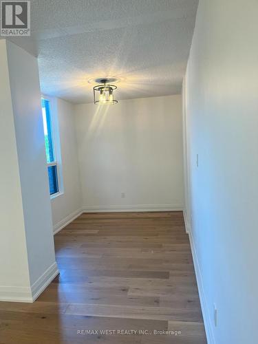 304 - 1535 Lakeshore Road E, Mississauga, ON - Indoor Photo Showing Other Room