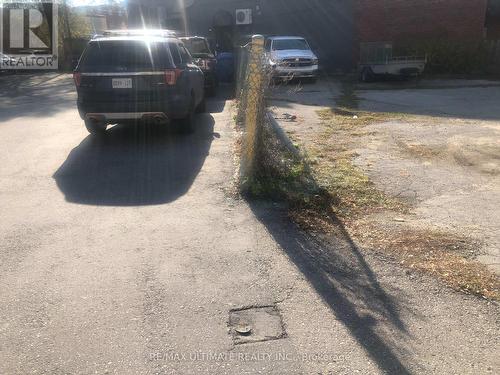 389-391 Kerr Street, Oakville, ON 