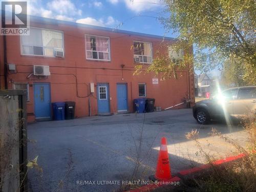 389-391 Kerr Street, Oakville, ON 