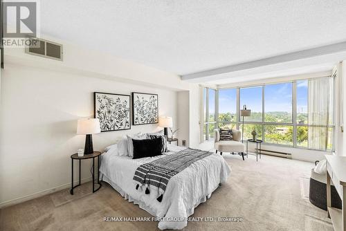 701 - 25 Cumberland Lane, Ajax, ON - Indoor Photo Showing Bedroom