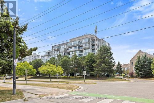 701 - 25 Cumberland Lane, Ajax, ON - Outdoor