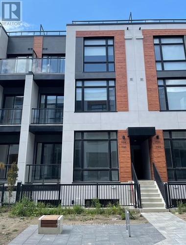 1125 - 12 David Eyer Drive, Richmond Hill, ON - Outdoor With Facade