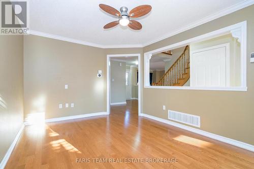 25 Dunnett Drive, Barrie, ON - Indoor Photo Showing Other Room