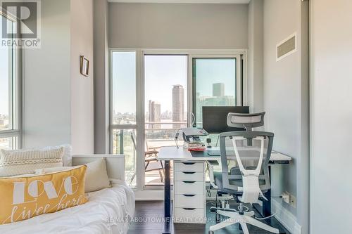 2524 - 165 Legion Road N, Toronto, ON - Indoor