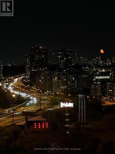 2524 - 165 Legion Road N, Toronto, ON - Outdoor