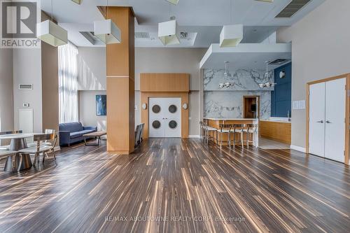 2524 - 165 Legion Road N, Toronto, ON - Indoor