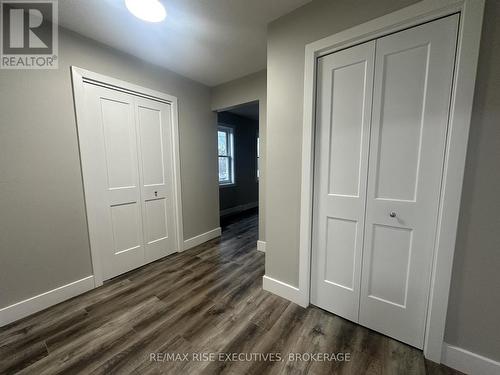 2 - 565 Emma Street, Gananoque, ON - Indoor Photo Showing Other Room