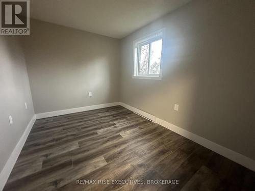 2 - 565 Emma Street, Gananoque, ON - Indoor Photo Showing Other Room