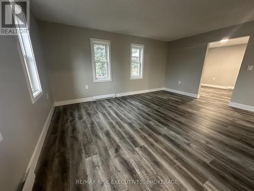 2 - 565 Emma Street, Gananoque, ON - Indoor Photo Showing Other Room