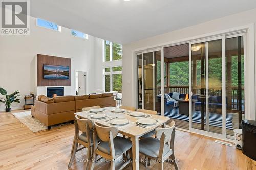 1049 Greensview Drive, Lake Of Bays, ON - Indoor Photo Showing Other Room