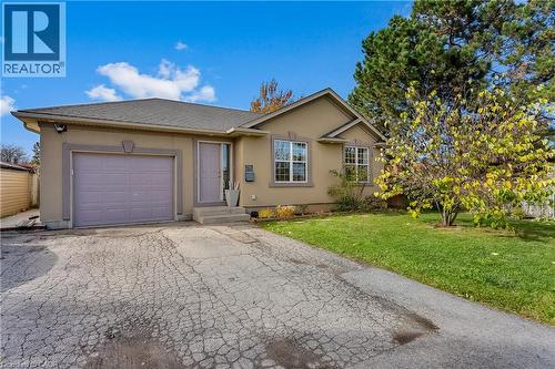 7321 DORCHESTER Road  Niagara Falls, ON L2G 5V8