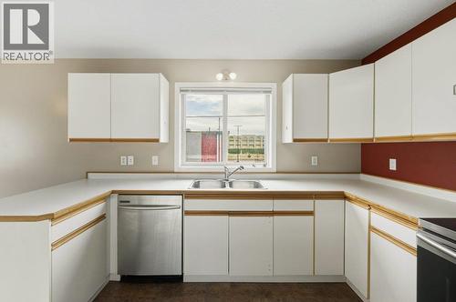 6201 Maple Drive Unit# 206, Osoyoos, BC - Indoor Photo Showing Kitchen With Double Sink