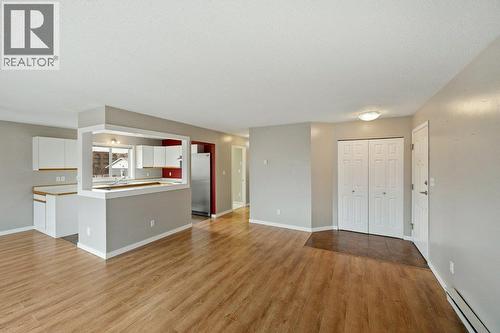 6201 Maple Drive Unit# 206, Osoyoos, BC - Indoor Photo Showing Other Room