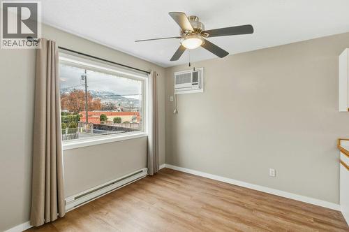 6201 Maple Drive Unit# 206, Osoyoos, BC - Indoor Photo Showing Other Room