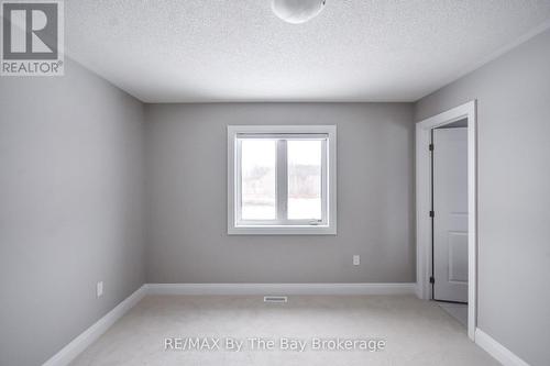 30 Misty Ridge Road, Wasaga Beach, ON - Indoor Photo Showing Other Room