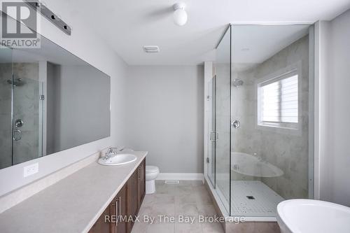 30 Misty Ridge Road, Wasaga Beach, ON - Indoor Photo Showing Bathroom