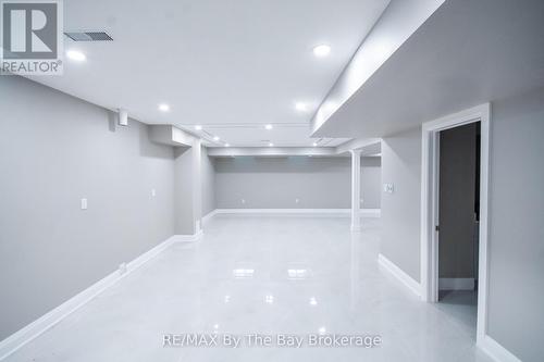 30 Misty Ridge Road, Wasaga Beach, ON - Indoor