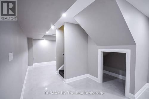 30 Misty Ridge Road, Wasaga Beach, ON - Indoor Photo Showing Other Room