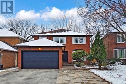 1285 DEER RUN DRIVE  Mississauga, ON L5C 3P8