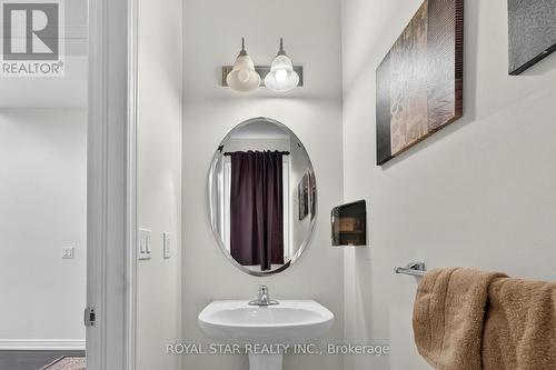 61 Aldersgate Drive, Brampton, ON - Indoor Photo Showing Bathroom