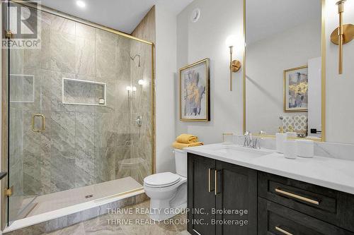 15 - 1080 Upperpoint Avenue, London South (South B), ON - Indoor Photo Showing Bathroom