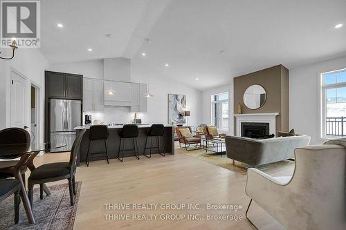 15 - 1080 Upperpoint Avenue, London South (South B), ON - Indoor With Fireplace