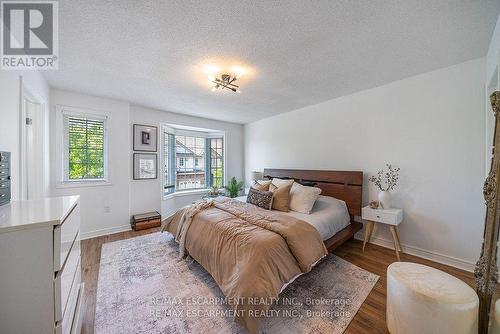 4 - 10 Liddycoat Lane, Hamilton, ON - Indoor Photo Showing Bedroom