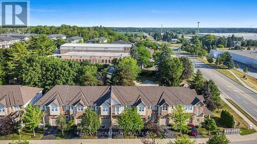 4 - 10 Liddycoat Lane, Hamilton, ON - Outdoor