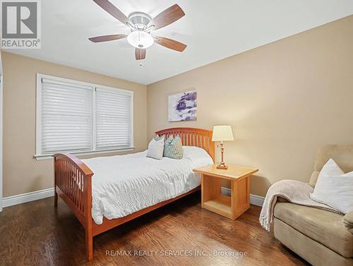 145 Glenforest Road, Cambridge, ON - Indoor Photo Showing Bedroom