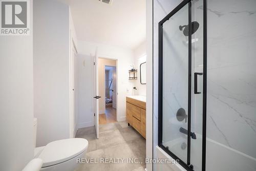 2 Grenada Drive, Norfolk, ON - Indoor Photo Showing Bathroom
