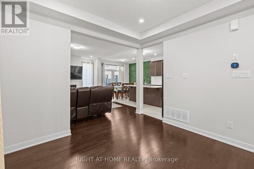 837 Derreen Avenue, Ottawa, ON - Indoor Photo Showing Other Room