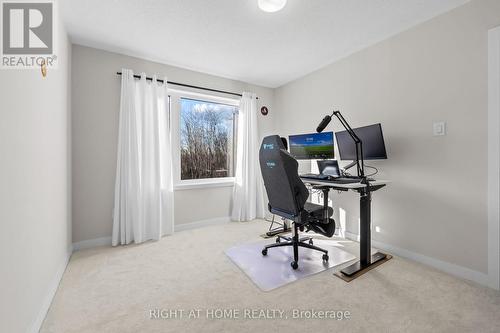 837 Derreen Avenue, Ottawa, ON - Indoor Photo Showing Other Room