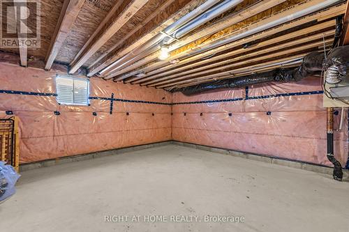 837 Derreen Avenue, Ottawa, ON - Indoor