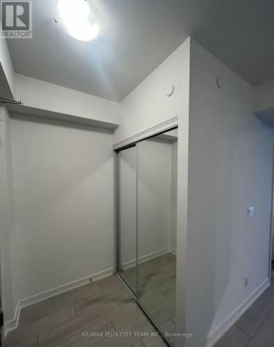 1512 - 2033 Kennedy Road, Toronto, ON - Indoor Photo Showing Other Room