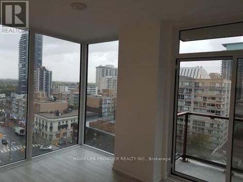 806 - 33 Helendale Avenue, Toronto, ON - Indoor Photo Showing Other Room