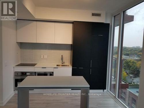 806 - 33 Helendale Avenue, Toronto, ON - Indoor Photo Showing Other Room