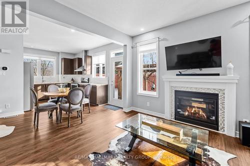 601 Rosehill Avenue, Ottawa, ON - Indoor Photo Showing Living Room With Fireplace