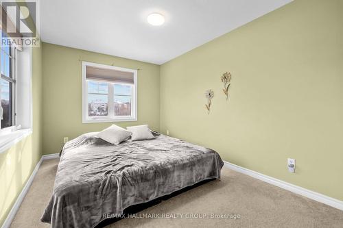 Second Bedroom near Balcony - 601 Rosehill Avenue, Ottawa, ON - Indoor Photo Showing Bedroom