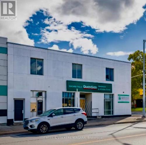 4796 Victoria Avenue, Niagara Falls (Downtown), ON 