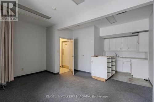 4796 Victoria Avenue, Niagara Falls (Downtown), ON 