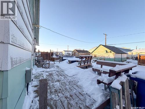 301 Front Street, Eastend, SK - Outdoor
