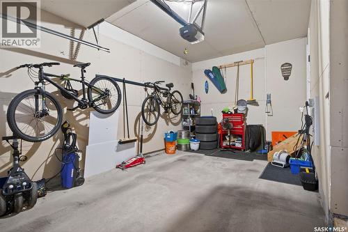 4533 Green Rock Road E, Regina, SK - Indoor